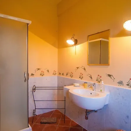 Bed & Breakfast La Rena Rossa 3*